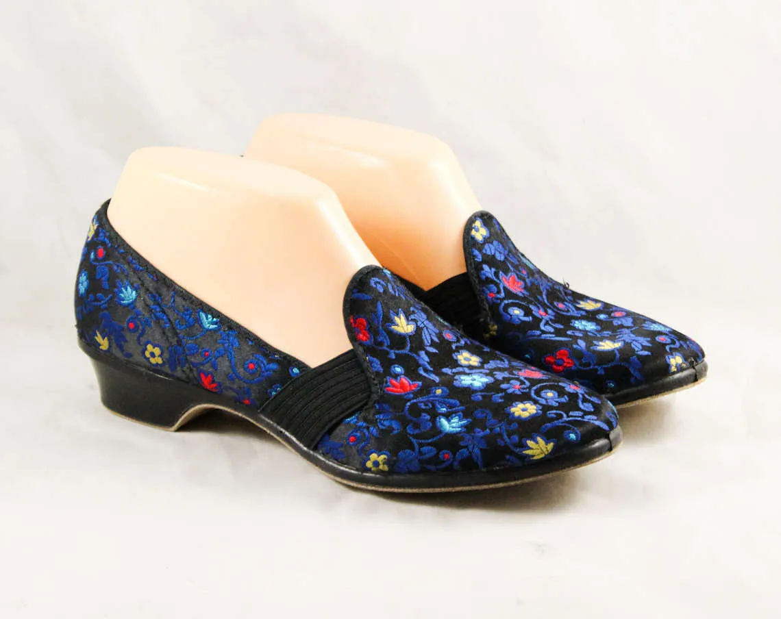 Size 7 Slippers - Unworn 1950s Bedroom Shoes - Black Red Blue Floral Brocade Boudoir Heels - Glamour Girl - 50s NOS Deadstock - 7M - 47691-1